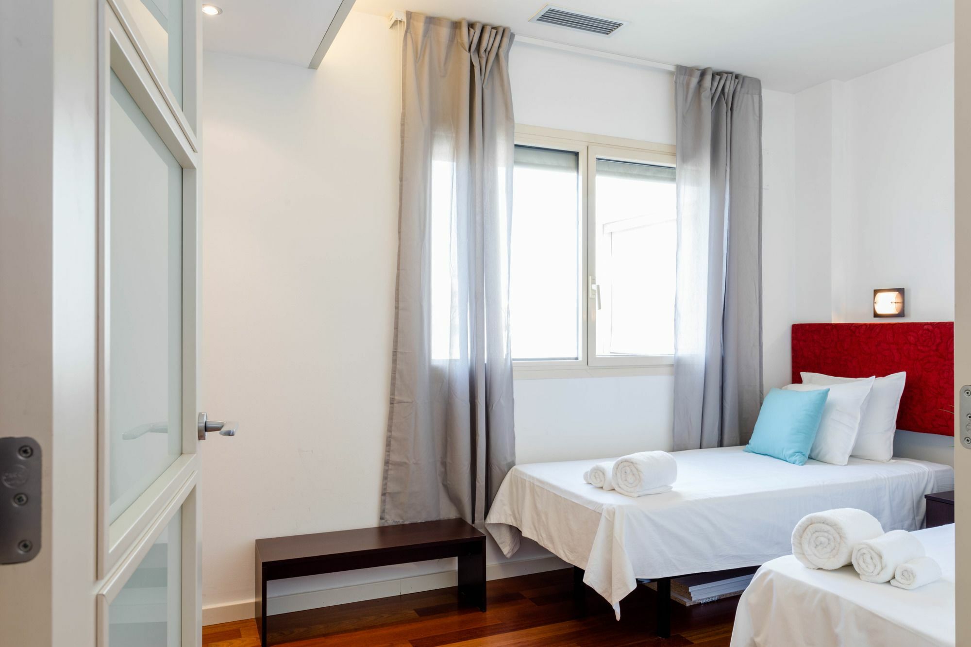 Unique Rentals - Placa Catalunya Central Apartments バルセロナ エクステリア 写真