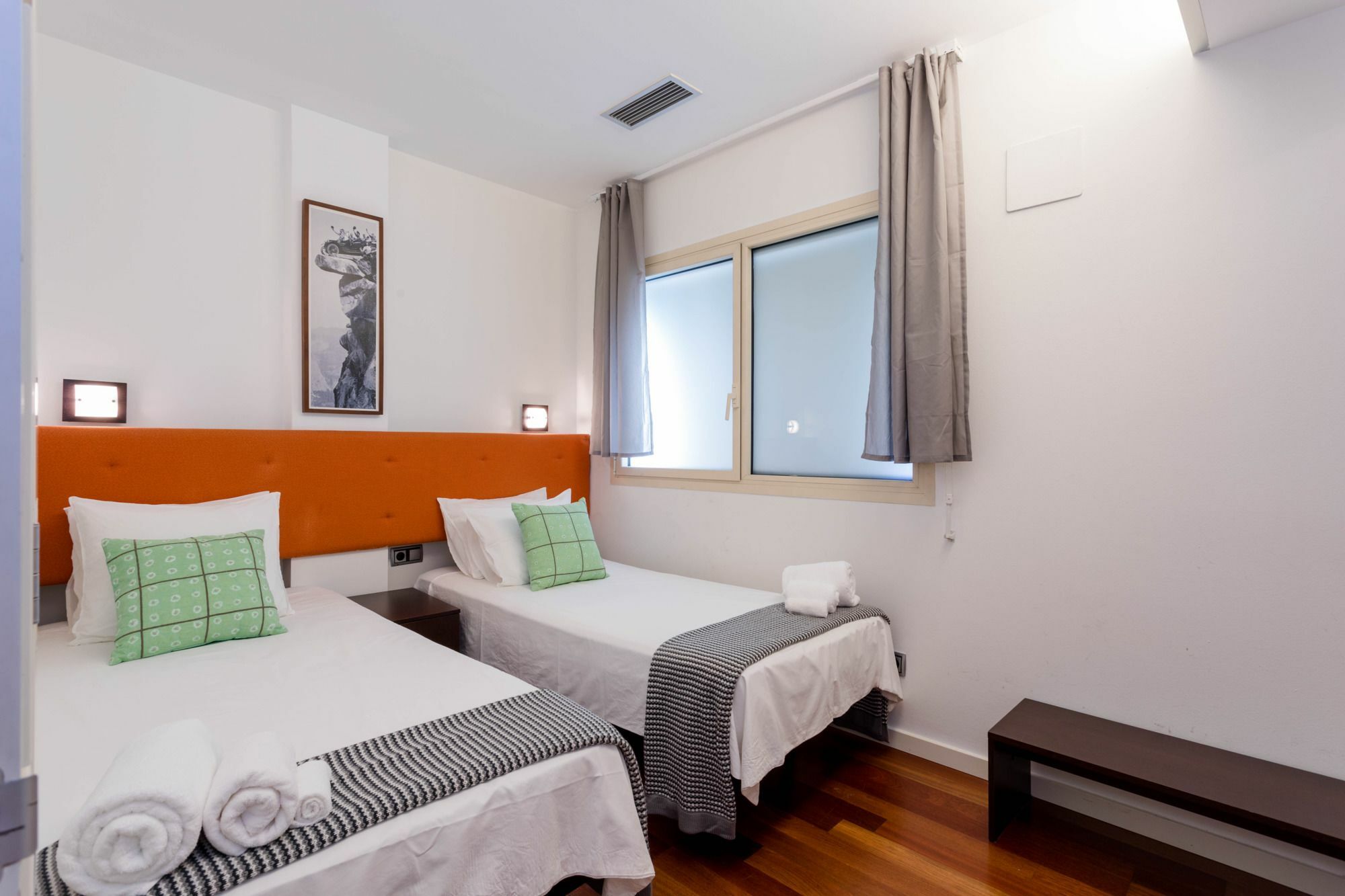 Unique Rentals - Placa Catalunya Central Apartments バルセロナ エクステリア 写真