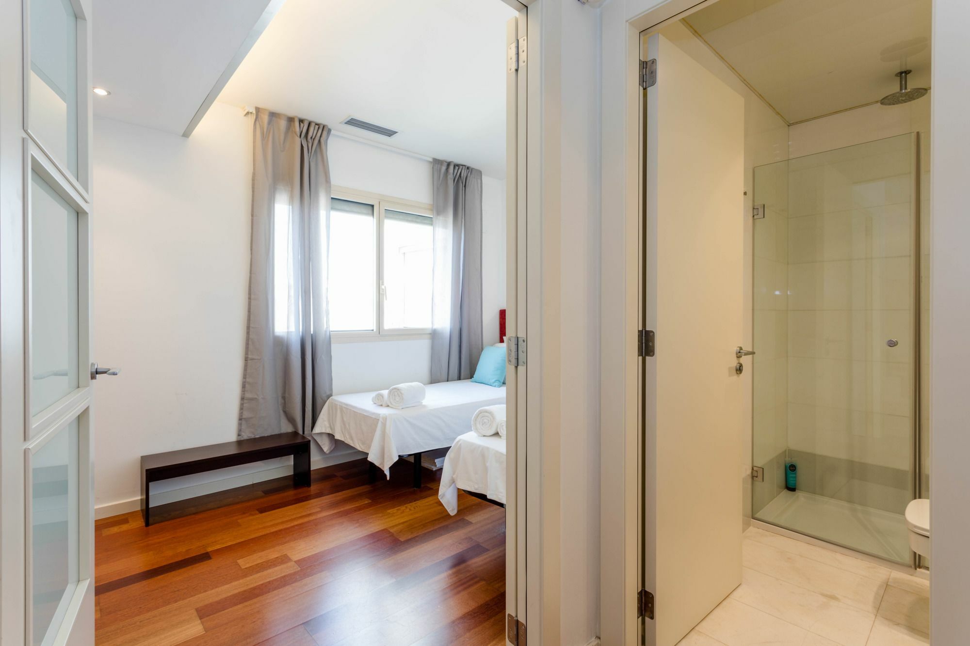 Unique Rentals - Placa Catalunya Central Apartments バルセロナ エクステリア 写真