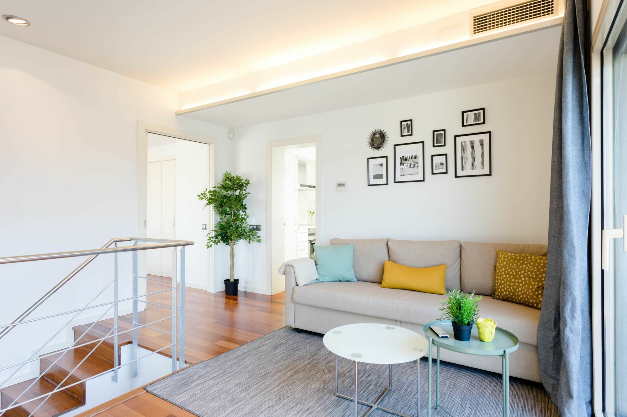 Unique Rentals - Placa Catalunya Central Apartments バルセロナ エクステリア 写真