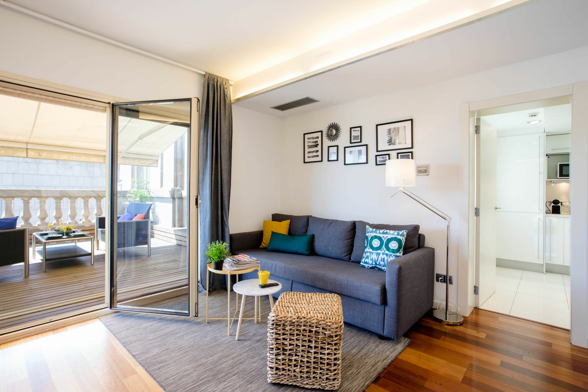 Unique Rentals - Placa Catalunya Central Apartments バルセロナ エクステリア 写真